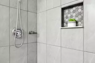 100 Golden Isles Dr, Hallandale Beach, FL 33009 - Photo 11