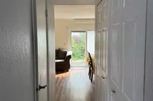 8040 SW 17th Pl, Davie, FL 33324 - Photo 5