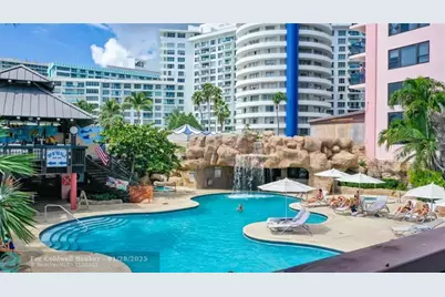 5225  Collins Ave, Unit #1417, Miami Beach, FL 33140 - Photo 7