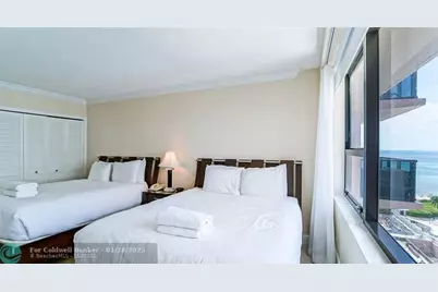 5225  Collins Ave, Unit #1417, Miami Beach, FL 33140 - Photo 11