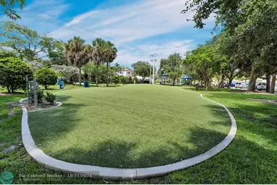 805 SE 10th St, Fort Lauderdale, FL 33316 - Photo 13