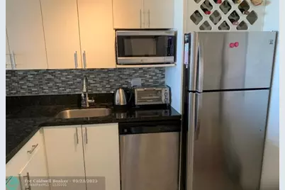 20301 W Country Club Dr, Unit #2025, Aventura, FL 33180 - Photo 5