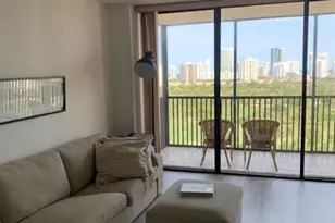 20301 W Country Club Dr, Aventura, FL 33180 - Photo 7