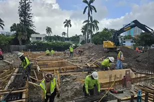 527 Orton Ave, Fort Lauderdale, FL 33304 - Photo 33