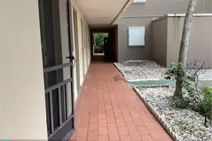 1710 NE 191st St, Miami, FL 33179 - Photo 25