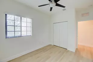 4220 N Dixie Hwy, Oakland Park, FL 33334 - Photo 25