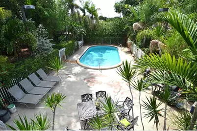 1423  Holly Heights Dr, Unit #13, Fort Lauderdale, FL 33304 - Photo 17