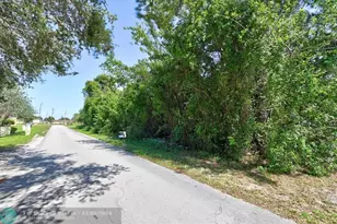 3401 Ave L, Fort Pierce, FL 34947 - Photo 3