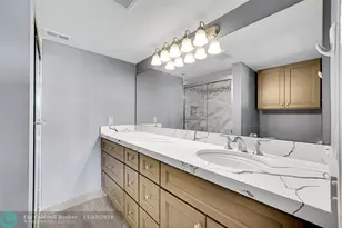 5801 Coral Lake Dr, Margate, FL 33063 - Photo 29