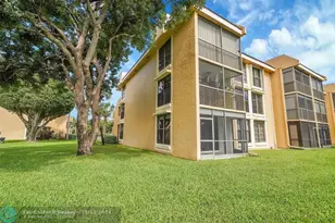 5801 Coral Lake Dr, Margate, FL 33063 - Photo 33