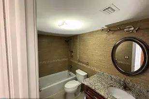 4800 Bayview Dr, Fort Lauderdale, FL 33308 - Photo 9