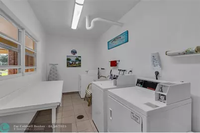 2541 NE 11th St, Unit #101, Pompano Beach, FL 33062 - Photo 21