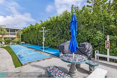 2541 NE 11th St, Unit #101, Pompano Beach, FL 33062 - Photo 23