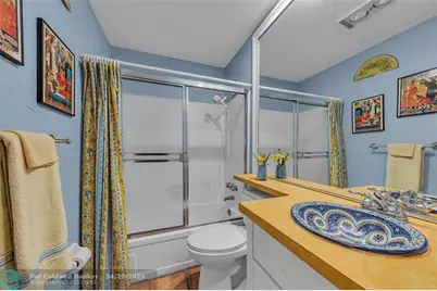 2541 NE 11th St, Unit #101, Pompano Beach, FL 33062 - Photo 13