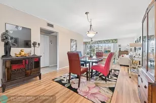 2030 Harwood D, Deerfield Beach, FL 33442 - Photo 5