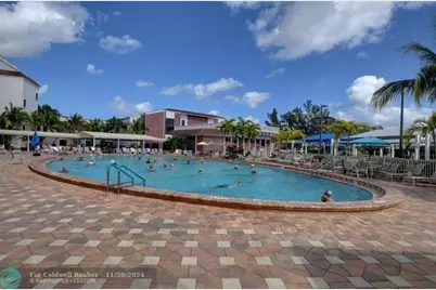 2030  Harwood D, Unit #2030, Deerfield Beach, FL 33442 - Photo 23