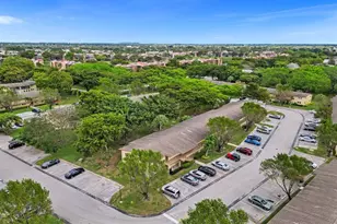 7640 NW 1st St, Margate, FL 33063 - Photo 27