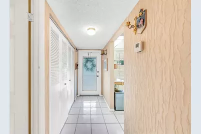 7640 NW 1st St, Unit #202, Margate, FL 33063 - Photo 3