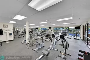 10101 Sunrise Lakes Blvd, Sunrise, FL 33322 - Photo 27