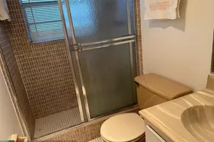 7877 Golf Cir Dr, Margate, FL 33063 - Photo 21