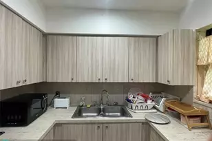 17140 NW 31st Ave, Miami Gardens, FL 33056 - Photo 11