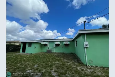 17140 NW 31st Ave, Miami Gardens, FL 33056 - Photo 23