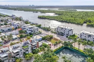 356 Balboa St, Hollywood, FL 33019 - Photo 9