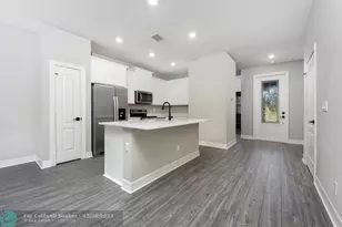 5203 Jovial Ct, Fort Pierce, FL 34947 - Photo 3