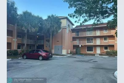 6900 SW 39th St, Unit #308J, Davie, FL 33314 - Photo 1
