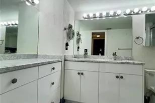 7653 NW 79th Ave, Tamarac, FL 33321 - Photo 13