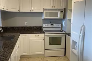 3015 N Ocean Blvd, Fort Lauderdale, FL 33308 - Photo 9