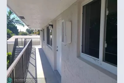 2719  Lincoln St, Unit #4, Hollywood, FL 33020 - Photo 3