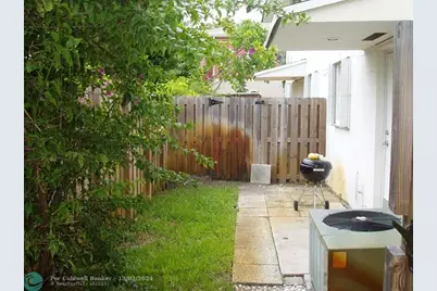 1215 NE 18th Ave, Fort Lauderdale, FL 33304 - Photo 9