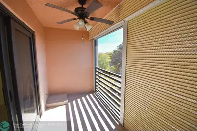 10120  Sunrise Lakes Blvd, Unit #405, Sunrise, FL 33322 - Photo 33