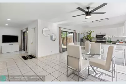 722 NW 132nd Ter, Unit #722, Plantation, FL 33325 - Photo 9