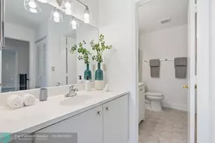 722 NW 132nd Terrace, Plantation, FL 33325 - Photo 13