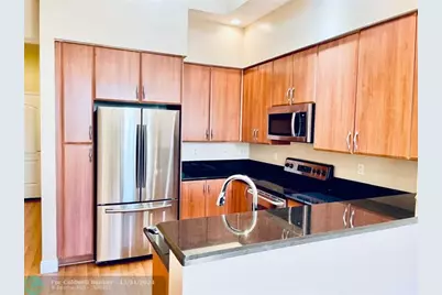 801 S Olive Ave, Unit #409, West Palm Beach, FL 33401 - Photo 9