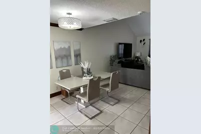 340 SE 2nd Ave, Unit #D4, Deerfield Beach, FL 33441 - Photo 5