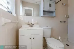 6732 SW 19th St, Miramar, FL 33023 - Photo 9