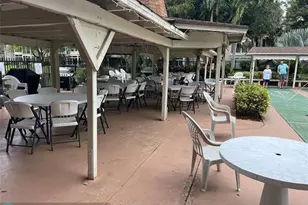 3431 NW 50th Ave, Lauderdale Lakes, FL 33319 - Photo 29