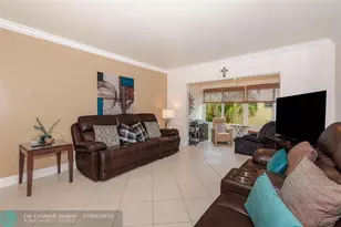 3431 NW 50th Ave, Lauderdale Lakes, FL 33319 - Photo 11