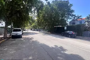 919 Michigan Ave, Miami Beach, FL 33139 - Photo 11