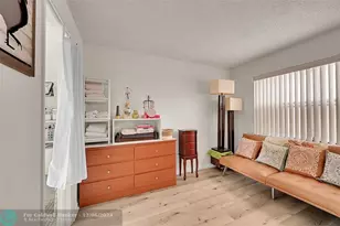 10442 Sunrise Lakes Blvd, Sunrise, FL 33322 - Photo 3