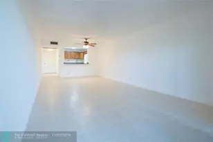 9233 SW 8th St, Boca Raton, FL 33428 - Photo 9