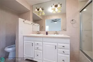 9233 SW 8th St, Boca Raton, FL 33428 - Photo 37