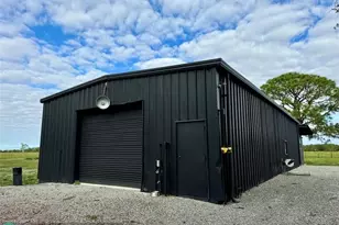 14151 E Center St, Okeechobee, FL 34974 - Photo 19