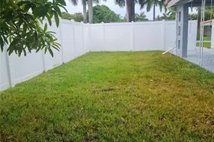 906 NE 3 St, Hallandale Beach, FL 33009 - Photo 31