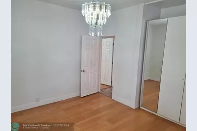 906 NE 3 Street, Hallandale Beach, FL 33009 - Photo 21