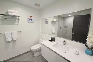 777 N Ocean Dr, Hollywood, FL 33019 - Photo 13