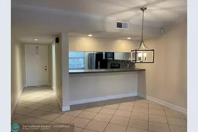 3993  Cypress Reach Ct, Unit #205, Pompano Beach, FL 33069 - Photo 9